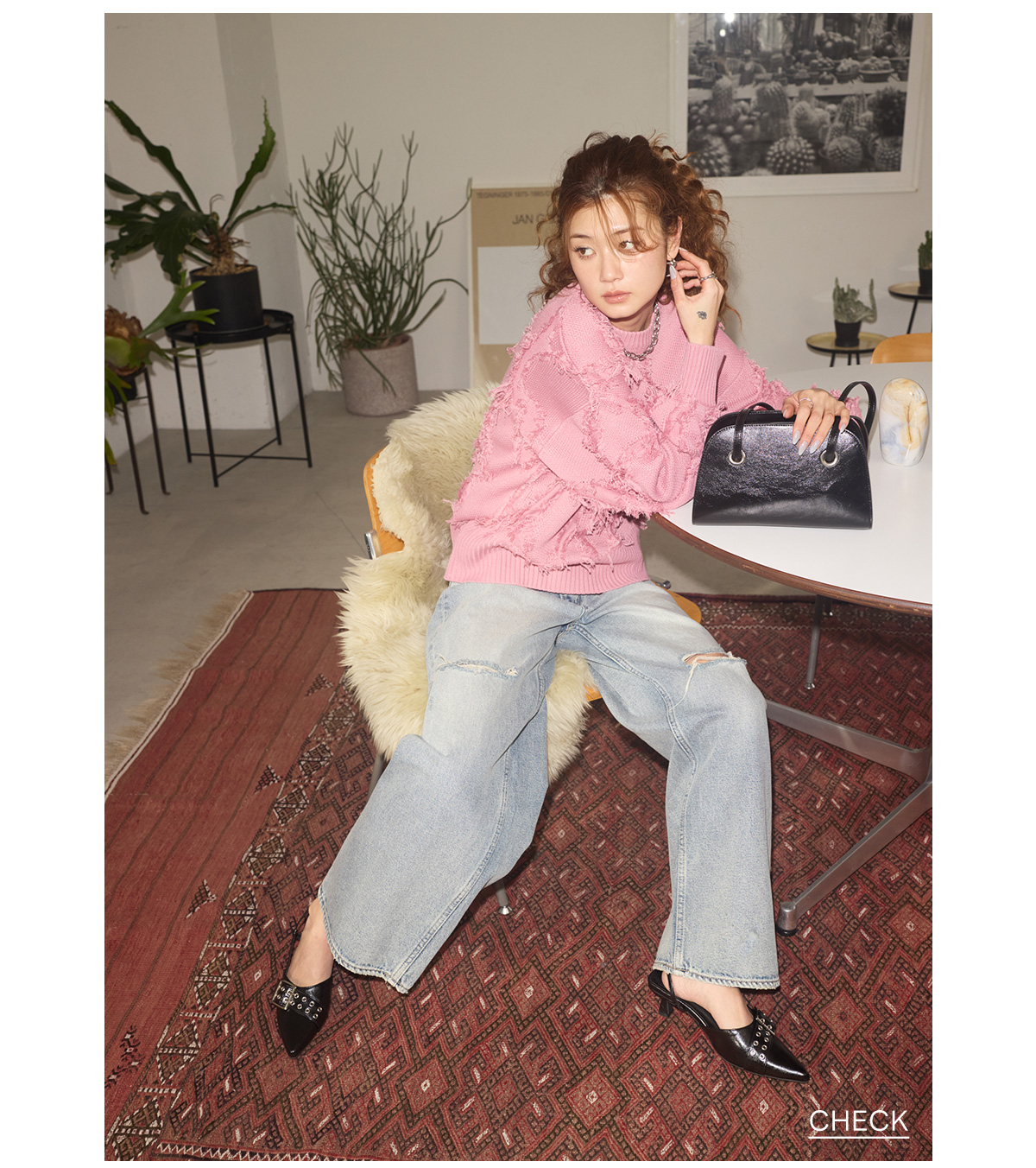 2025 EARLY SPRING LOOKBOOK February Issue