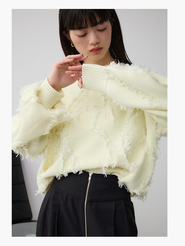 フリンジニットトップス