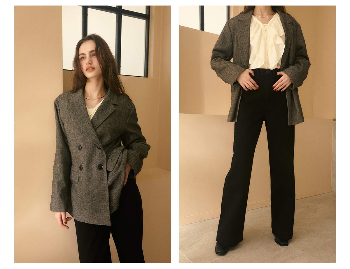 October Issue  LOOKBOOK LIGHT OUTER for Autumn for WOMEN