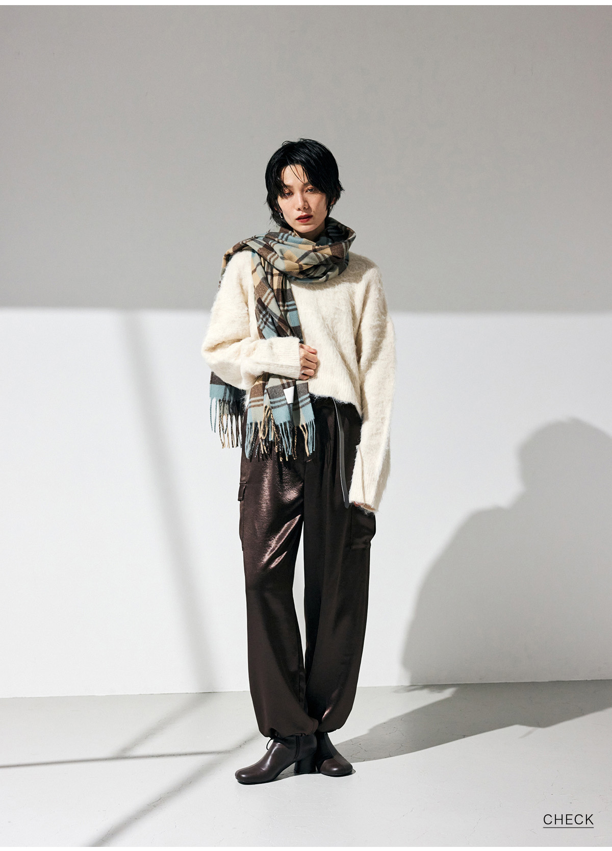 【crie conforto（クリーコンフォルト）】November Issue LOOKBOOK 25 Autumn ＆ Winter “Entropy”