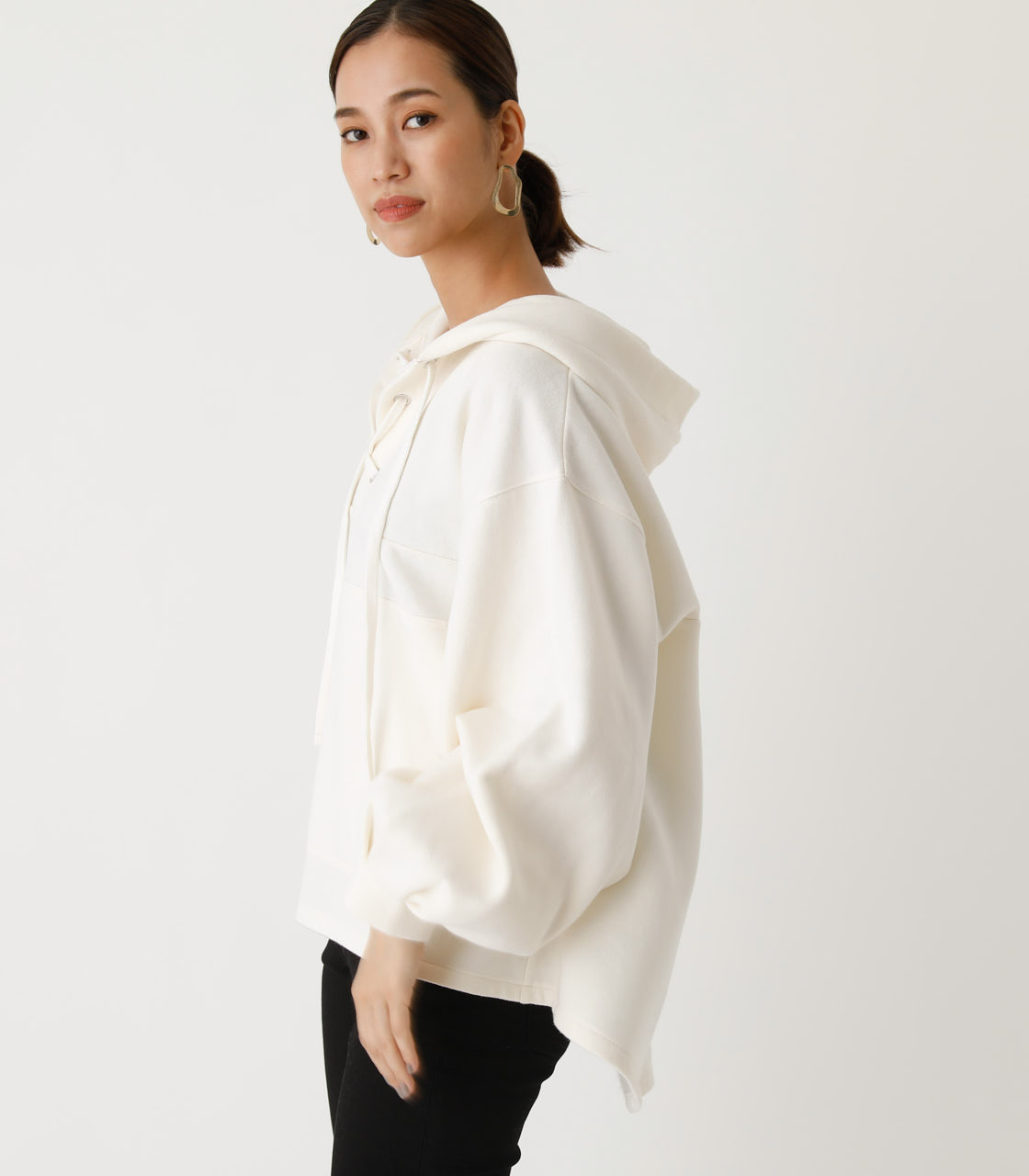 LACE-UP LOOSE HOODIE/レースアップルーズフーディ
