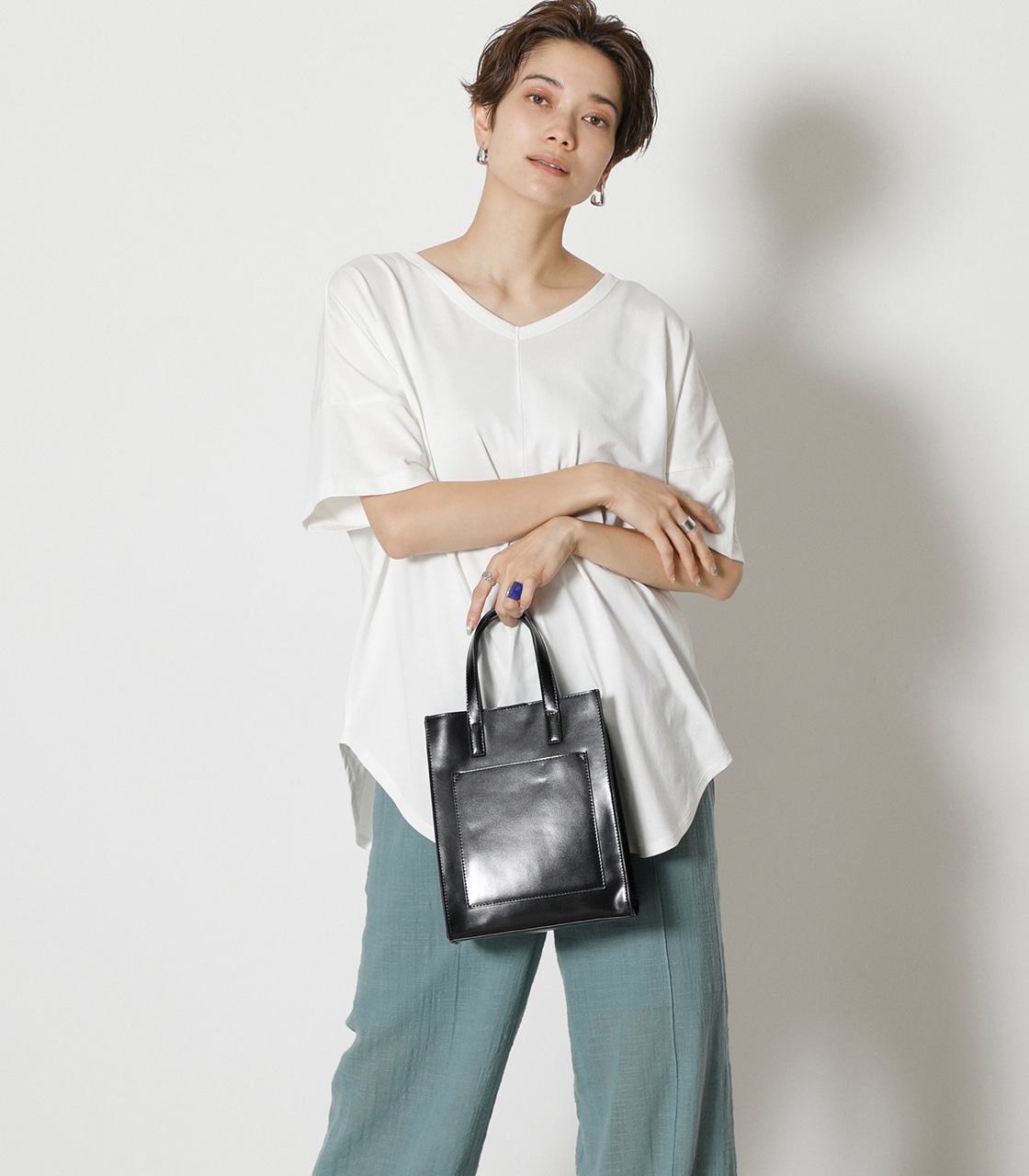 SQUARE 2WAY BAG/スクエア2WAYバッグ｜AZUL BY MOUSSY（アズールバイマウジー）公式通販サイト