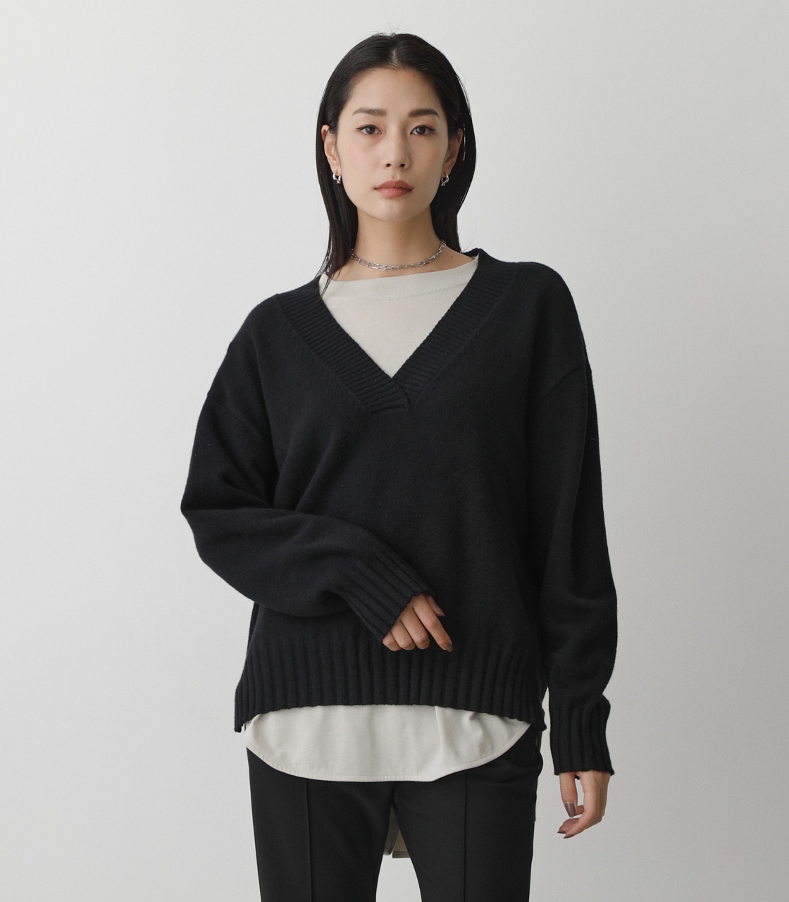 DEEP V/N KNIT TOPS/ディープVネックニットトップス｜AZUL BY MOUSSY（アズールバイマウジー）公式通販サイト