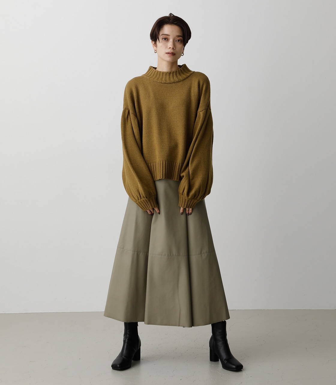 ROUND VOLUME SLEEVE KNIT TOPS/ラウンドボリュームスリーブニット