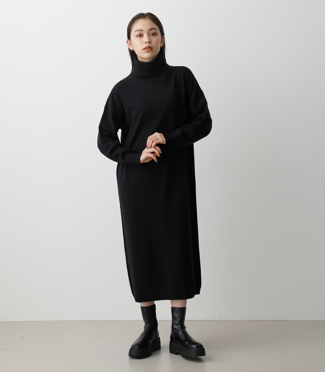 TURTLE NECK SIMPLE OP/タートルネックシンプルワンピース｜AZUL BY MOUSSY（アズールバイマウジー）公式通販サイト