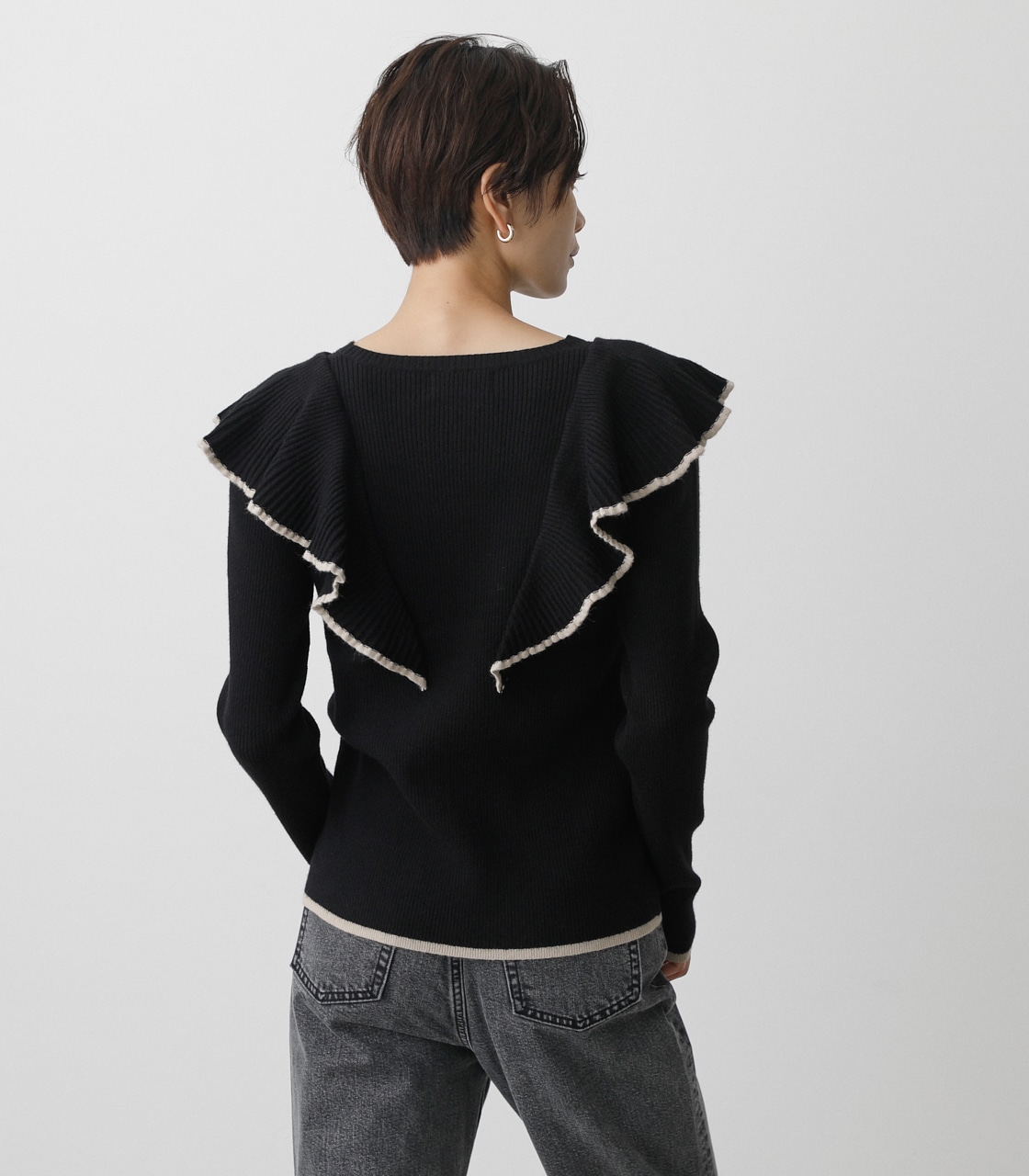 FRONT FRILLED KNIT TOPS/フロントフリルニットトップス 詳細画像 BLK 7