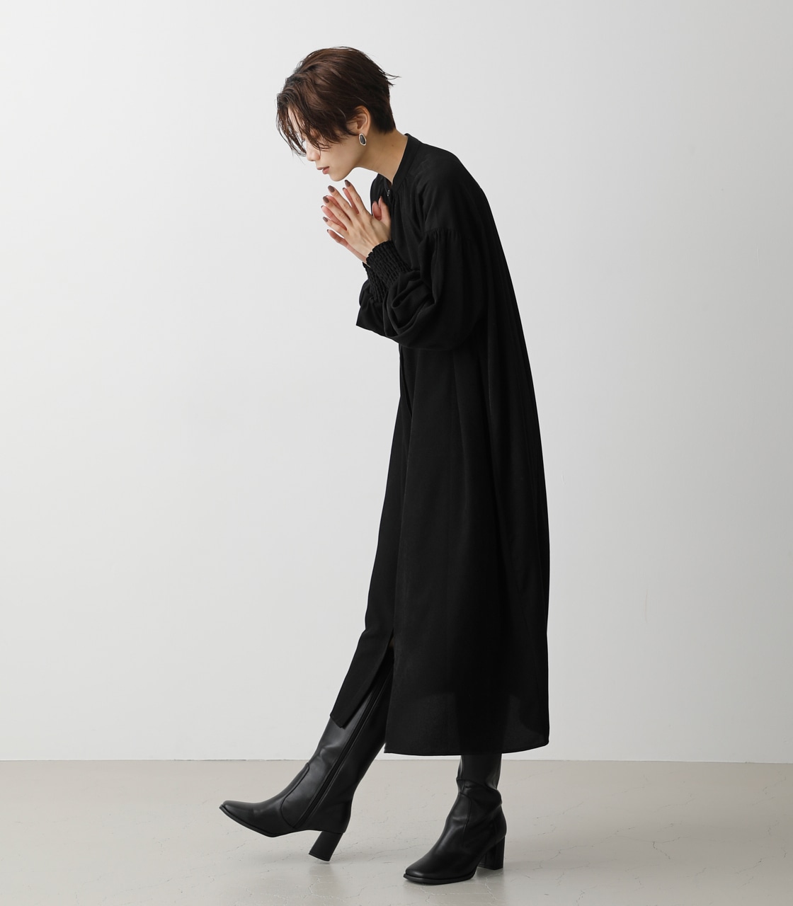 SLEEVE GATHER VOLUME ONEPIECE/スリーブギャザーボリュームワンピース