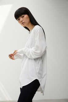 12月8日(金)8:59まで期間限定価格】BACK BUTTON LONG T/バックボタン