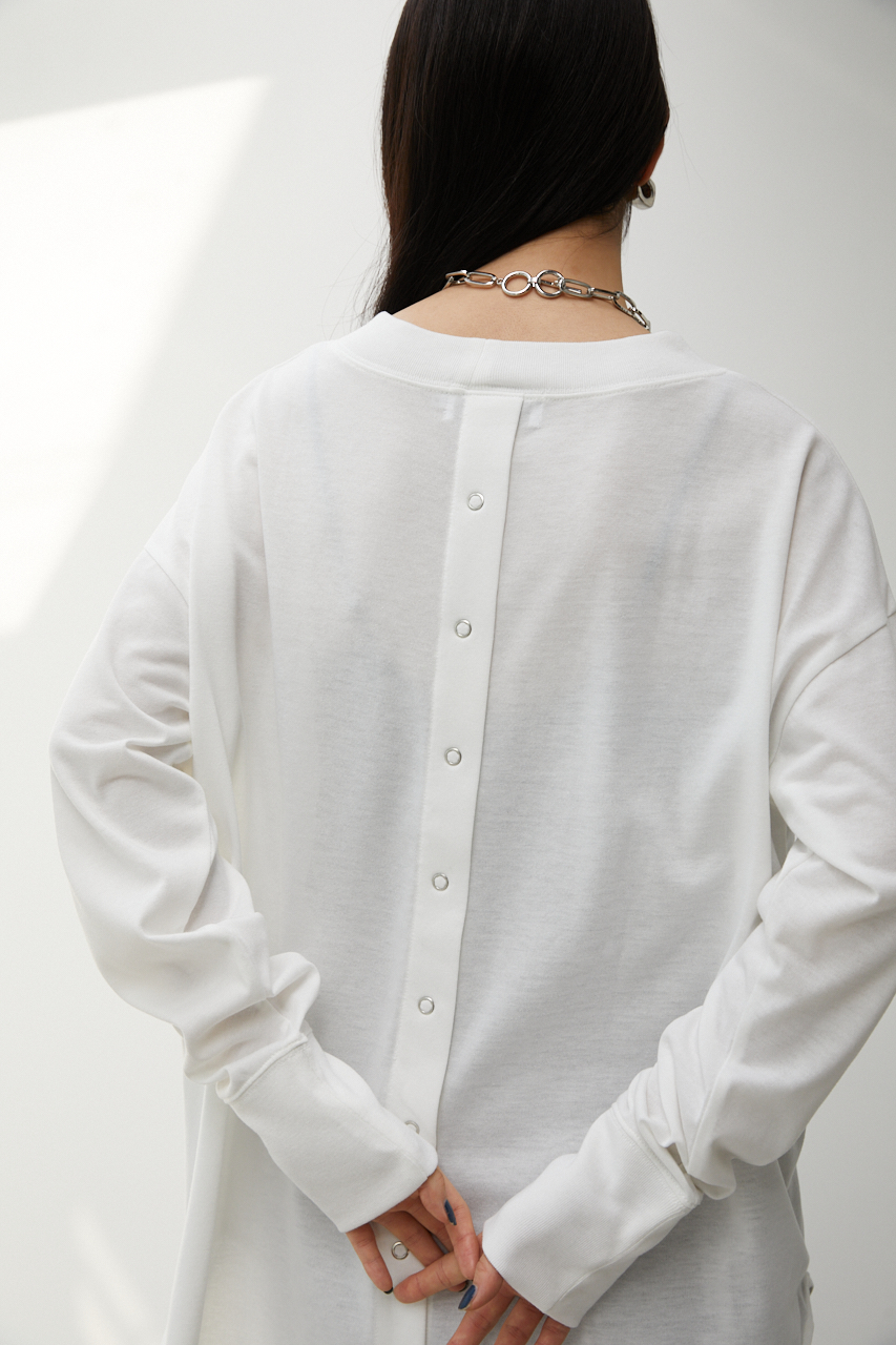 BACK BUTTON LONG T/バックボタンロングTシャツ｜AZUL BY MOUSSY（アズールバイマウジー）公式通販サイト