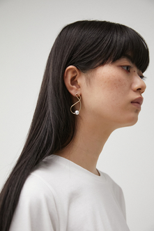 NUANCE FAUX PEARL EARRINGS/ニュアンスフェイクパールピアス 詳細画像