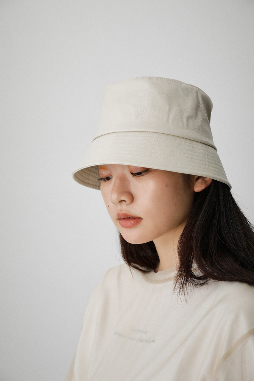 FAUX LEATHER BUCKET HAT/フェイクレザーバケットハット｜AZUL BY MOUSSY（アズールバイマウジー）公式通販サイト