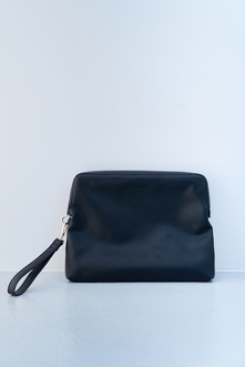 FAUX LEATHER CLASP CLUTCH BAG/フェイクレザークラスプクラッチバッグ
