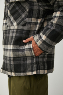 12月8日(金)8:59まで期間限定価格】SHAGGY CHECK PADDING BLOUSON