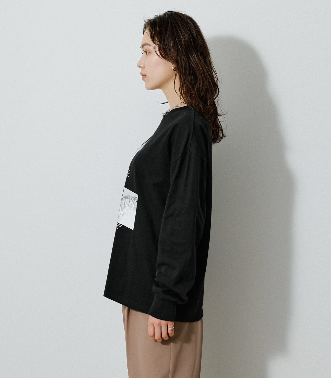 1月9日(火)8:59まで期間限定価格】LADYLIKE PHOTO LONG SLEEVE TEE