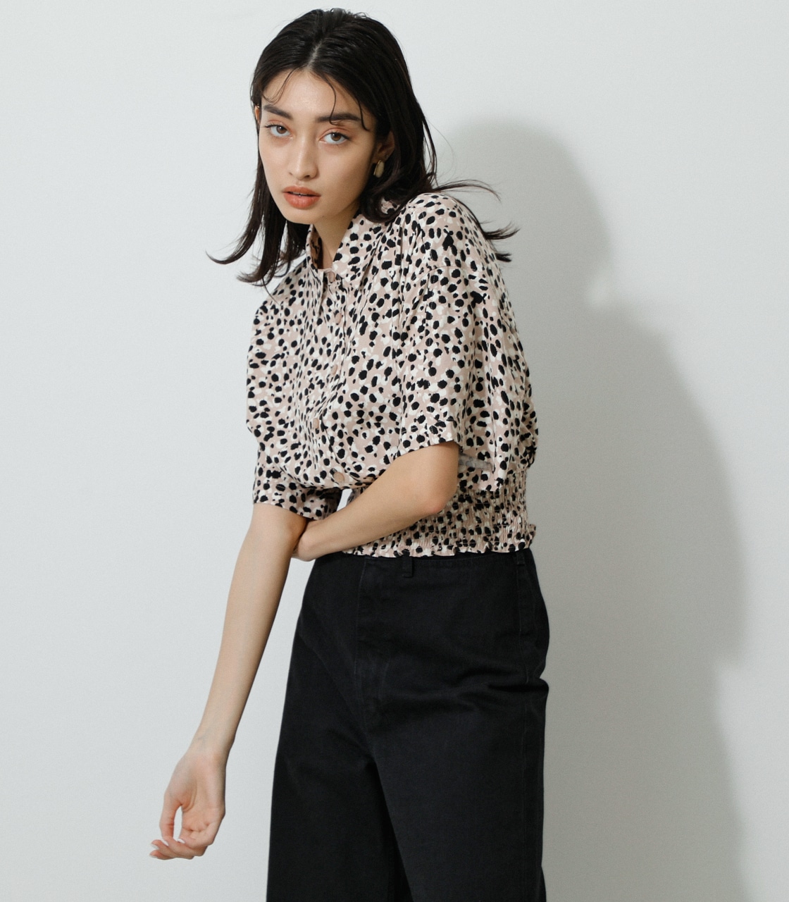 ECOVERO LEOPARD PRINT BLOUSE/エコヴェロレオパードプリントブラウス 詳細画像 柄BEG 2