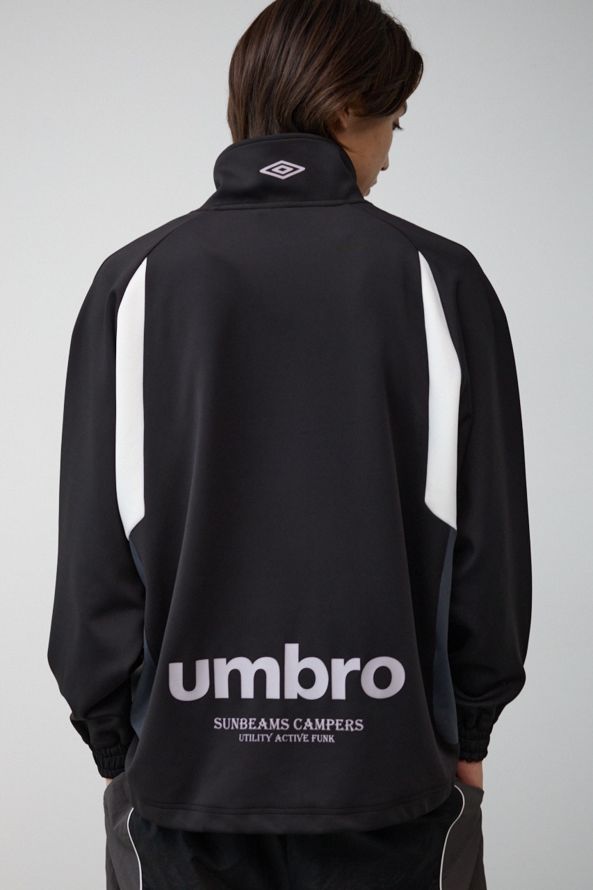 【10月14日(月)23:59まで期間限定価格】【UMBRO×AZUL】 ハーフジップトップス 詳細画像 BLK 2