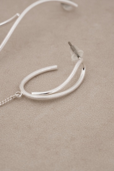 ダルメタルアシンメトリードロップモチーフピアス 詳細画像