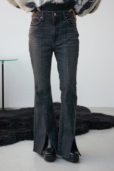 AZUL DENIM センターステッチスリットフレアデニム
