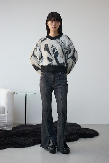 AZUL DENIM センターステッチスリットフレアデニム 詳細画像