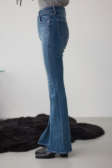 AZUL DENIM センターステッチスリットフレアデニム 詳細画像