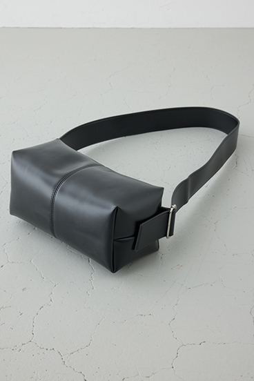 【WEB限定】スクエアショルダーバッグ 詳細画像