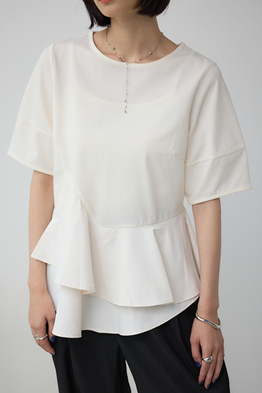 ペプラムカットフレアトップス