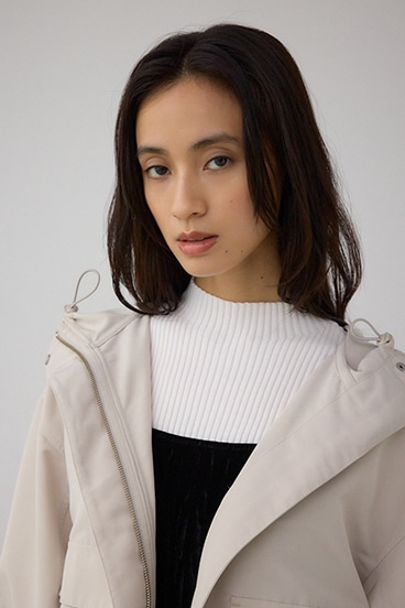 ショートマウンテンパーカー