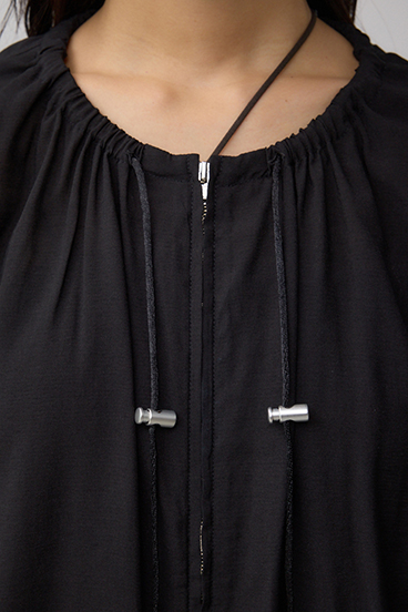 ノーカラーシアーブルゾン 詳細画像