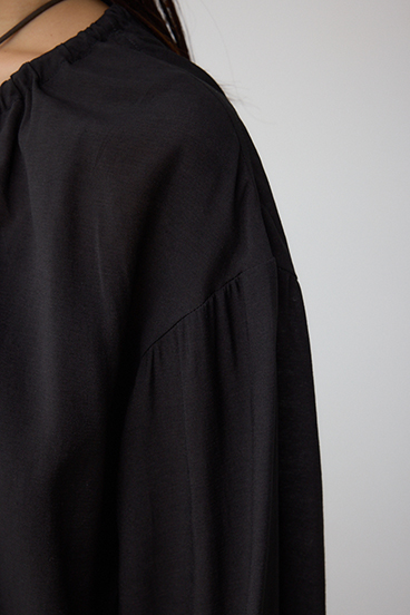 ノーカラーシアーブルゾン 詳細画像