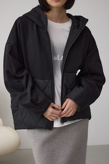 ダンボールドッキングジップパーカー