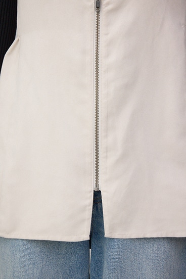 Vネックスエードギャザーベスト 詳細画像