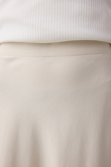 セミフレアスカート 詳細画像