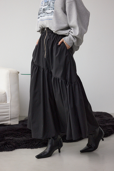 フロントジップフレアスカート