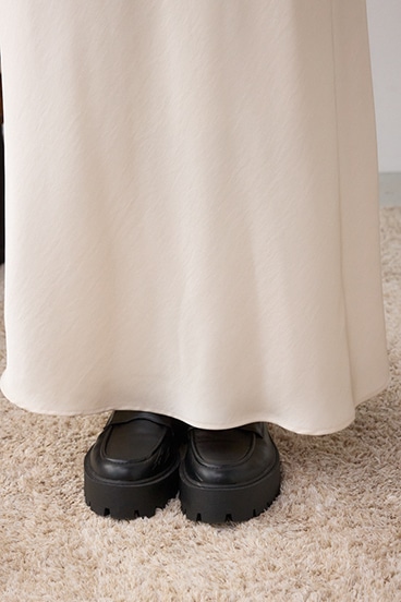 VENUSナローサテンスカート 詳細画像