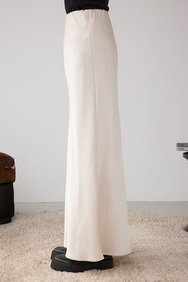 VENUSナローサテンスカート 詳細画像