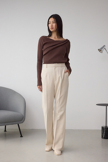 【堀田茜さん着用アイテム】VENUSフレアパンツ 詳細画像