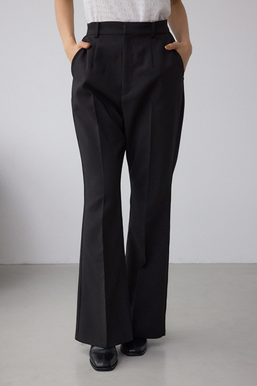 【堀田茜さん着用アイテム】VENUSフレアパンツ 詳細画像