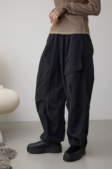 裾ドロストナイロンカーゴポケットパンツ