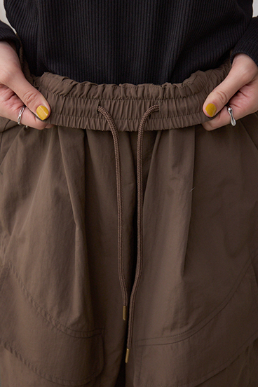 裾ドロストナイロンカーゴポケットパンツ 詳細画像