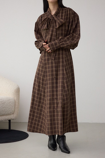 チェックボウタイワンピース