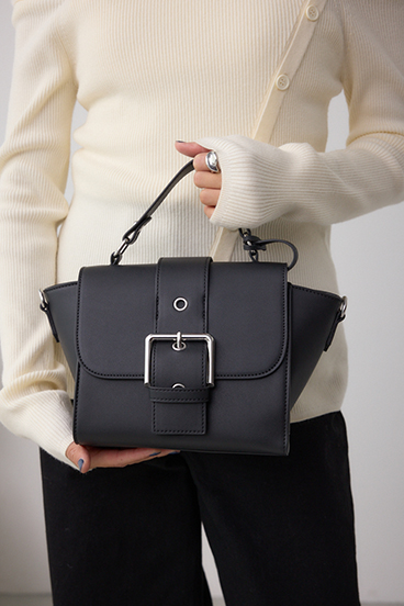 ベルトデザインフラップダイアゴナルバッグ