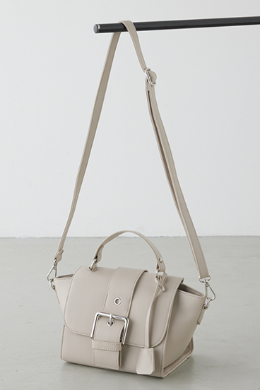 ベルトデザインフラップダイアゴナルバッグ 詳細画像