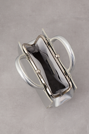 メタルフレームバッグ 詳細画像