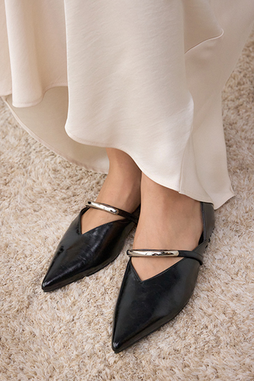 ルクスメタルポインテッドトゥパンプス 詳細画像