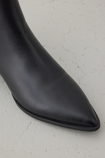 ポインテッドローヒールブーツ 詳細画像