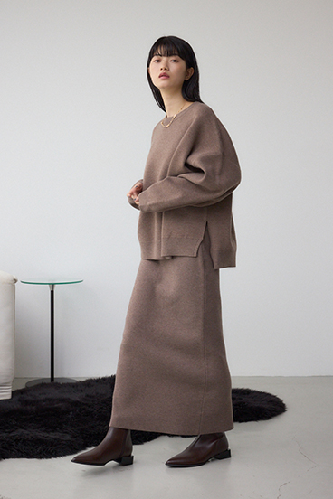 ポインテッドローヒールブーツ 詳細画像