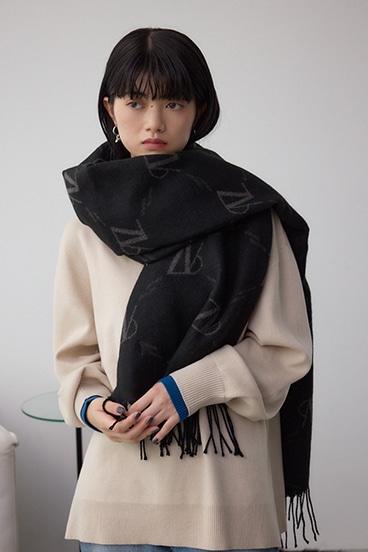 AZモノグラム柄ストール