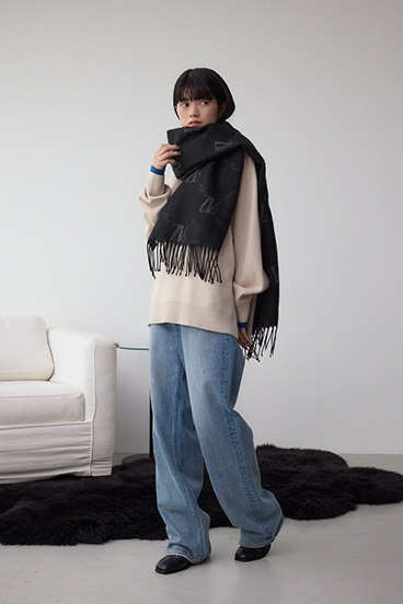 AZモノグラム柄ストール 詳細画像