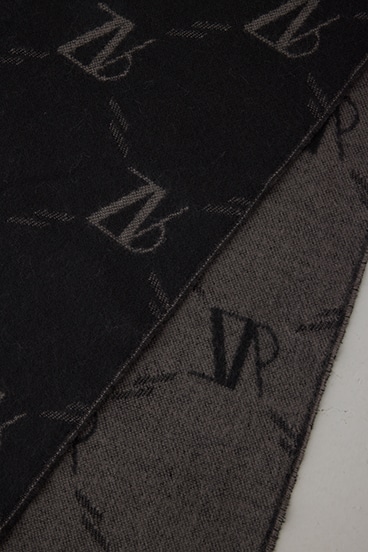 AZモノグラム柄ストール 詳細画像