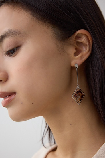 アクリル×メタルアシンメトリーピアス